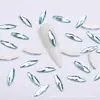 Nuevos Accesorios de Diamante para Manicura Libro Rojo Pequeño Diamante Azul Lago Claro Diamante con Textura Láser de Verano Forma Plana