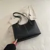 Bolsa tote retrô transfronteiriça para mulheres 2026 nova coreana de grande capacidade para axila bolsa de mão versátil para o dia a dia bolsa de ombro