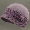 Chapéu de tricô com forro de fleece à prova de vento e resistente ao frio para outono e inverno, para mães de meia-idade e idosas, projetado para proteger as orelhas