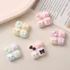 Dibujos animados DIY accesorios de resina accesorios cerdo a cuadros cerdo pegamento de crema pasador hecho a mano funda de teléfono móvil hebilla de zapato accesorios lote