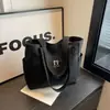 Bolso de lona simple de moda estilo coreano de gran capacidad para mujer, nuevo y elegante bolso de hombro para el trabajo y para salir, invierno 2025