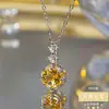 Collar con colgante de topacio natural con incrustaciones de plata 925 y amatista de cristal amarillo, de lujo y de alta calidad.