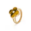 Los 26 Anillos de Trébol de Cuatro Hojas y Mariposa de la Suerte Más Nuevos del Mercado, Anillo Abrible de Perla Blanca y Lapislázuli de 18k