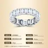 Anillo de plata s925 totalmente incrustado con moissanita y esmeralda, anillo de mujer de estilo ins de alta gama, venta al por mayor directa desde fábricas transfronterizas europeas y americanas