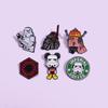 Broche creativo de robot de dibujos animados lindo, broche creativo divertido para juego, accesorios de cine y televisión, insignia de metal al por mayor
