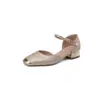 33 zapatos nuevos talla 43 tacón medio con tacón grueso talla 2024 sandalia hebilla comercio exterior estilo nacional sandalias bordadas negro