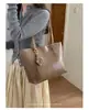 Bolsa Grande de Superfície Macia Popular Tendência Feminina 2026 Nova Bolsa de Ombro Simples Retrô Bolsa Tote para Trabalho e Dia a Dia