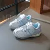 Nueva Colección Primavera/Otoño 2026: Zapatillas de Entrenamiento Estilo Alemán para Niños, Suela Blanda, Cómodas, Estilo Coreano, Modernas, Versátiles y Zapatillas Deportivas Casuales para Niños y Niñas