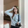 Elegante top de punto para principios de primavera estilo Chanel, nuevo jersey de primavera 2025 con cuello redondo y bordes festoneados, camiseta básica para mujer