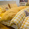 Juego de cuatro piezas de algodón puro para otoño e invierno, juego de sábanas cepilladas engrosadas, estilo japonés Muji a cuadros, todo algodón, juego de tres piezas para dormitorio de estudiante