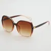 Gafas de sol moradas degradadas con montura negra, la montura grande hace que la cara parezca más pequeña, estilo versátil, protección UV, esenciales para conducir y viajar