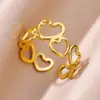 Anillo Geométrico de Acero Inoxidable con Línea de Corazón de Venta Caliente Europea y Americana para Mujeres Chapado en Oro de 18 Quilates Accesorios Sencillos de Nicho para Exportación Venta al por Mayor