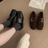 Estilo Mocassim Inverno 2025 Moda Plush Retrô Sapatos que Aumentam a Altura Estilo Britânico Sapatos de Couro Bico Quadrado Brogues 3cm