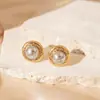 Pendientes de Perla Geométricos Simples de Aguja Plateada con un Patrón de Diamantes Exagerado Vintage de Alta Gama, Pendientes de Moda y Versátiles