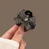 Pinza de pelo pequeña de garra estilo princesa pinza de pelo exquisita de alta gama pinza de pelo lateral nuevo estilo 2026 pinza de pelo para flequillo y mechones accesorios para el cabello Yiwu