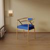 Venta al por mayor Silla de comedor de lujo ligero nórdico Taburete para el hogar Silla de respaldo de ocio Arte en hierro Celebridad de Internet Moderno Restaurante Té con leche Hotel Oficina