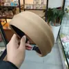 Faixa de Cabeça Larga de Lã Retrô Outono e Inverno para Mulheres, Luxo Acessível de Alta Qualidade, Cor Lisa, Faixa de Cabeça Versátil de Topo Alto, Acessórios de Cabelo para Lavar o Rosto para Mulheres