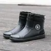 Botas de chuva impermeáveis, sapatos de chuva masculinos, tamanhos 35-49, estilo moderno de cano médio, com forro fixo e solas antiderrapantes, estilo de cano curto