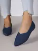 E-commerce transfronteiriço, tamanhos grandes, nova coleção 2026, bico fino, sola plana, casual, sapatos femininos respiráveis, com design de malha vazada
