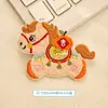 Pegatina de Tela Bordada de Pony de Dibujos Animados de Año Nuevo Autoadhesiva Roja de Año Nuevo para Funda de Teléfono Móvil Sombrero Ropa Cuaderno Pegatina Decorativa