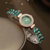 Versión coreana de pulsera de temperamento de diamantes rojos netos reloj de cuarzo para damas traje de joyería al por mayor