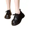 Sapatos femininos de cadarço com sola macia, novo modelo outono 2026, sola grossa versátil couro macio estilo britânico leves confortáveis mocassins para mulheres