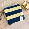 Bufanda Larga de Punto con Rayas Contrastantes Estilo Coreano para Mujer, Protección contra el Frío Otoño/Invierno Calidez Protección para el Cuello Atmósfera de Alta Gama Polaina Versátil para el Cuello