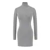 Vestido Corto Sexy de Cuello Semi Alto Estilo Americano Chica Picante Otoño e Invierno 2025 Nuevo Ajustado Ceñido a la Cintura Bodycon Manga Larga