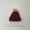 Gorro de Lana para Niños Otoño e Invierno Cálido y a Prueba de Frío Engrosado Lindo Bola de Pelo Gorro de Punto Jersey para Hombres y Mujeres Gorro con Protección para Orejas de Bebé Moderno