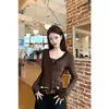 Camiseta feminina de manga longa com acabamento em renda estilo francês, nova base slim fit para o outono de 2026 18140