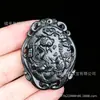 Vendas Diretas de Fábrica Pingente de jade Hetian de Xinjiang atacado Pingente pequeno de peixe dourado de jade Pingente de jade oco