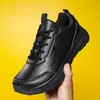 Sapatos Esportivos Masculinos de Couro Impermeáveis, Tamanho 48, Botas de Neve Quentes Forradas com Lã para o Inverno, Tamanho Grande, Sapatos Esportivos Casuais para Exterior
