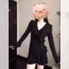 Descanso para el Té Estilo Francés Hepburn Vestido Negro Pequeño Otoño e Invierno Nuevo Pura Deseo Dulce Picante Vestido con Escote en V Falda Corta Fruncida y Mangas Largas para Mujer