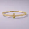 El Comercio Exterior del Sudeste Asiático Ofrece una Variedad de Pulseras, Versátiles, Lujo Ligero, Exquisitas, Sencillas, Accesorios para el Viaje Diario, Suministro Directo de Fábrica