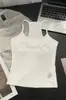 Colete de Suspensório com Estampa de Letras Americanas Feminino Verão 2025 Novo Slim Hot Girl Roupa Externa Top Interno Tendência Ins
