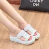 Nuevas Zapatillas de Punto de Lana Gruesa de Comercio Exterior para Mujer Verano Ropa Exterior Sandalias de Playa Cuña en Forma de I Caladas