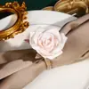 Nuevo Anillo para Servilleta de Rosa Simulada Estilo Nórdico Creativo Decoración de Mesa para Banquete de Hotel Anillo para Servilleta de Mesa