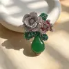 Nueva Serie de Jarrones de Lujo Ligero Dinastía Country Broche de Peonía Flor de Diamante Completo Personalizada Accesorios de Hebilla de Pin para Abrigo Cheongsam