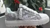 Zapatos minimalistas transfronterizos, zapatos de hombre en stock, zapatillas deportivas populares para mujer, zapatos casuales, zapatillas deportivas unisex para aumentar la altura, gama alta