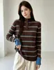 Estilo Novo Outono e Inverno Gola Meia-Alta Elegante Slim-Fit Suéter Top Botonê para Mulheres Design Retrô Senso de Cor Bloco Listrado Tricô