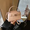Bolso de Mano de Lujo de Patrón de Cocodrilo de Nicho para Mujer Verano 2025 Moda de Gama Alta Versátil Hombro Único Cruzado Bolso Cuadrado Pequeño