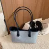 Bolso de Hombro Individual Estilo Suave para Mujer 2026 Bolso Tote Versátil de Gran Capacidad con Diseño Patchwork y Colgante de Estrella Bolso Cruzado Moderno