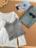 Camisola Sexy de Encaje Patchwork con Escote en V y Copas, Abotonada, Corte Ajustado, Estilo Pura Pasión, Adecuada como Prenda Interior