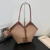 Bolso Tote Vintage con Textura Tejida para Mujer 2026 Letra Nueva Moda para Viajar al Trabajo Casual Gran Capacidad de un Solo Hombro y para Llevar en la Mano