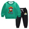 Traje de suéter para niños otoño e invierno 2023 estilo occidental nuevo traje cálido de invierno acolchado de terciopelo de manga larga para niños grandes