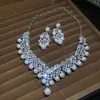 Collar y Pendientes de Perlas con Flor Incrustada de Diamantes, Juego de Joyería de Lujo Ligero Estilo Palacio de Gama Alta, Joyería de Novia de Diseñador para Mujer
