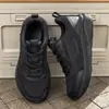 Novo Modelo de Verão Sapatos Esportivos Masculinos de Bico Largo, Tênis Casuais de Corrida de Bico Largo, Sapatos Masculinos Leves Respiráveis para o Dia a Dia Atacado