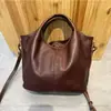 Bolsa Feminina em Couro Bovino Tanning Vegetal Estilo Coreano 2025 Outono Nova Moda Retrô Bolsa Carteiro Cesta de Legumes Bolsa Transversal de Ombro