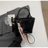 Bolso de Mano para Mujer Transfronterizo 2025 Primavera Nueva Moda Textura Simple Estilo Extranjero Popular de un Solo Hombro Cruzado Tipo Cubo
