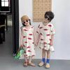 Conjunto de hermano y hermana ~ Chicos y chicas de la calle frita verano pintado a mano graffiti chaleco rojo falda pantalones cortos de manga corta cubierta conjunto de hermano y hermana